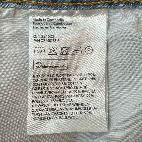 H&M Light Washed Denim High Waist Shorts Size 14 Worn Once - Picture 11 of 13